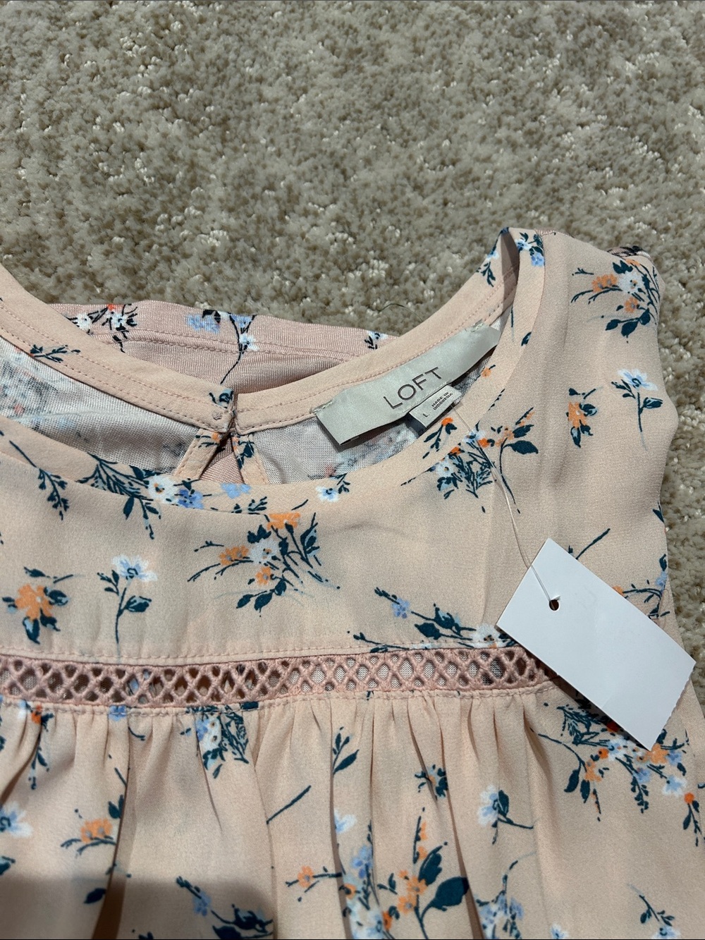 LOFT Pink Floral top - Picture 2 of 3